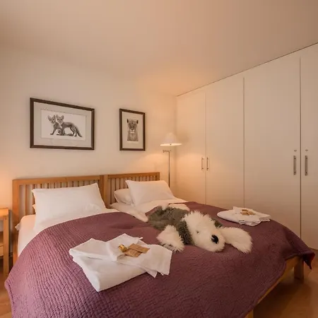 Apartment Roossi 2 *